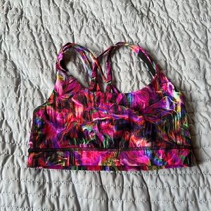 Lululemon sports bra. Size 6, brand new, tags still attached.